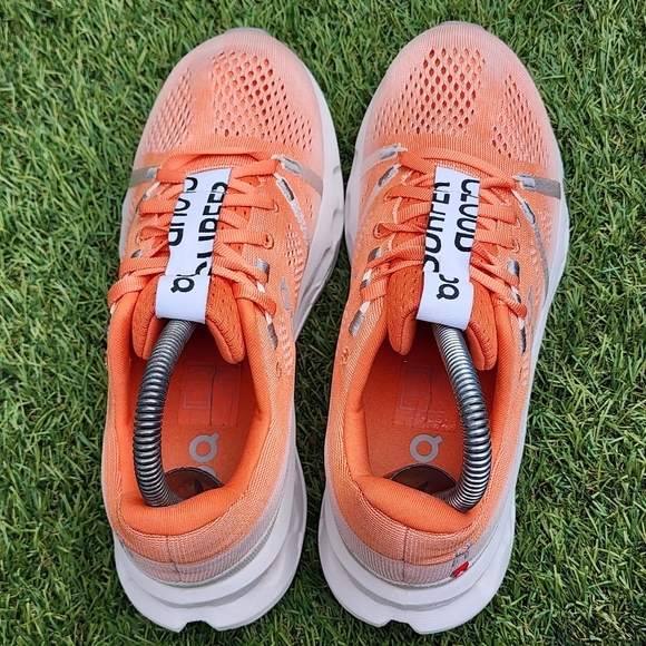 ON CLOUDSURFER - Womens Sneakers - SIZE 7.5 - Picture 7 of 9